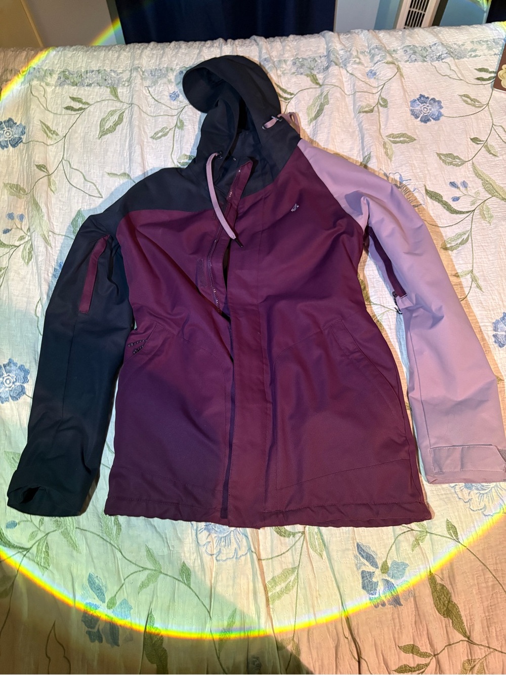 Women's Colorblock Volcom Ski Jacket - Plum & Black